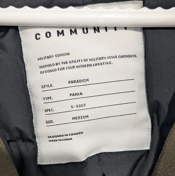 Aritzia Community Paradigm Parka - Picture 3 of 8